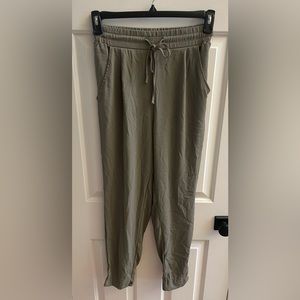 Melloday olive green polyester joggers. Size small.